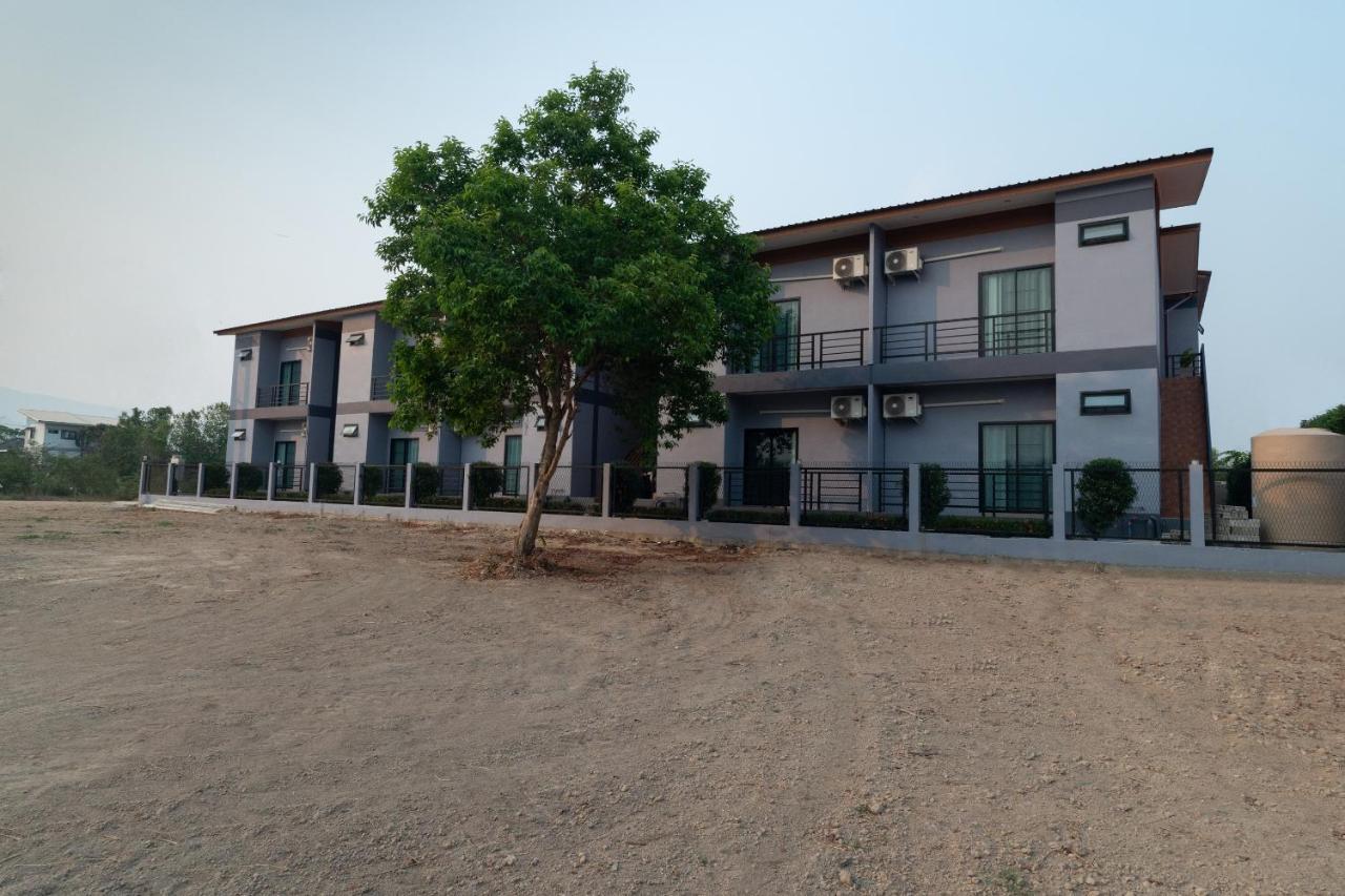 Capital O 770 Baan Hom Hug Resort Chiang Rai Exterior photo